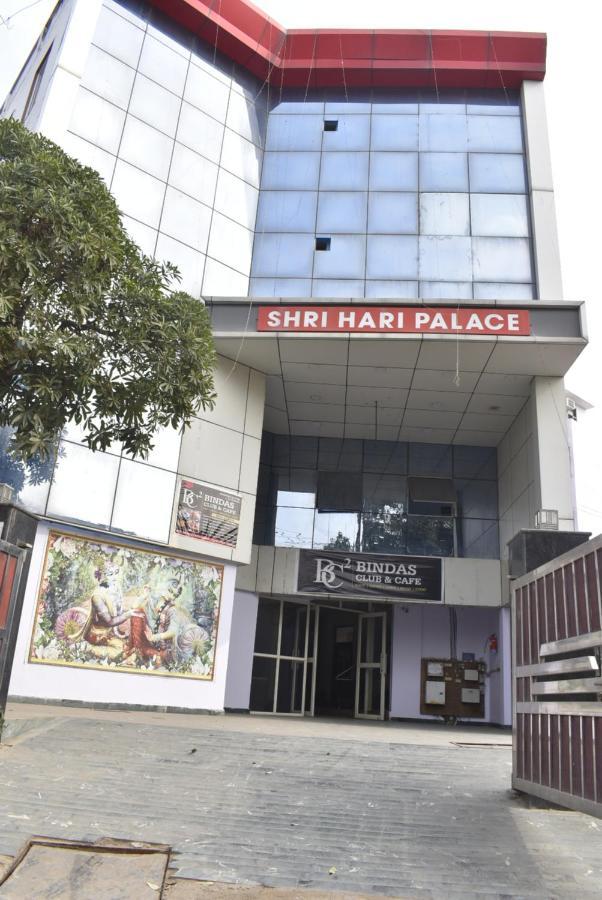 Hotel Shri Hari Palace By Wb Inn Vrindavan Exterior photo